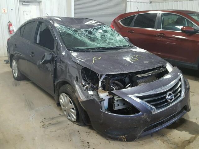 3N1CN7AP7FL925845 - 2015 NISSAN VERSA GRAY photo 1