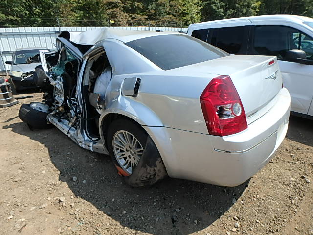 2C3CA5CV2AH325734 - 2010 CHRYSLER 300 TOURIN SILVER photo 3