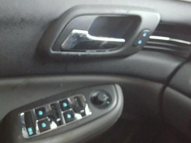 1G11A5SA8DF305438 - 2013 CHEVROLET MALIBU LS WHITE photo 9