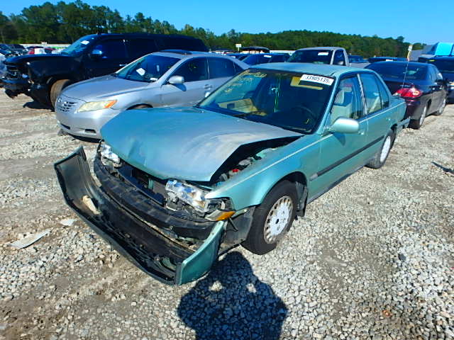 1HGCB7654NA028423 - 1992 HONDA ACCORD LX GREEN photo 2