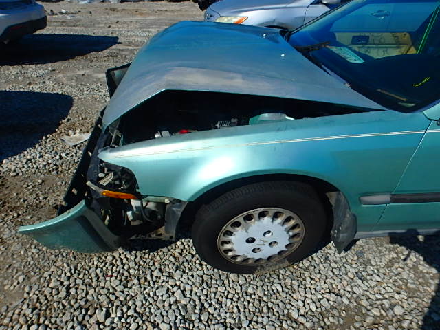 1HGCB7654NA028423 - 1992 HONDA ACCORD LX GREEN photo 9