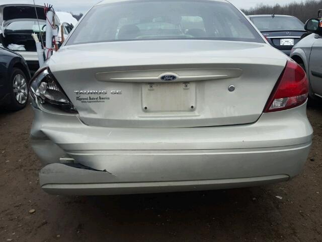 1FAFP53284A166840 - 2004 FORD TAURUS SE SILVER photo 9