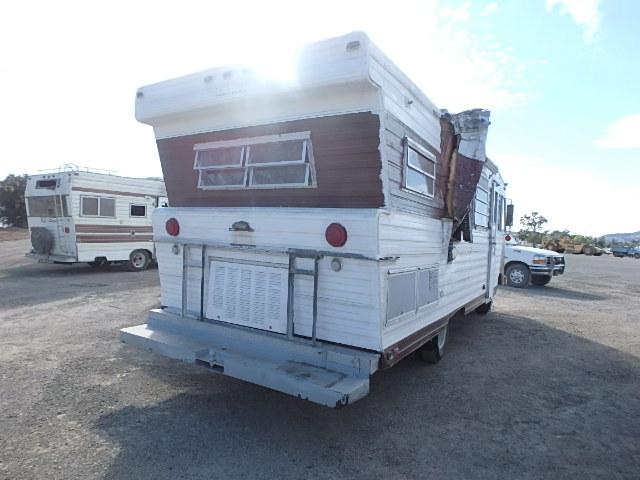 S24073 - 1968 DODGE MOTORHOME TWO TONE photo 4