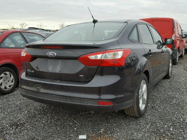 1FADP3F23EL173319 - 2014 FORD FOCUS SE BLACK photo 4