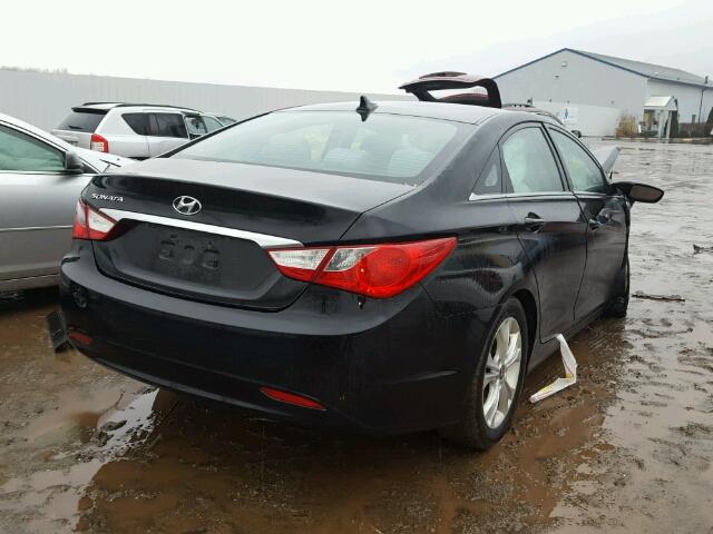 5NPEB4AC4BH066945 - 2011 HYUNDAI SONATA GLS BLACK photo 4