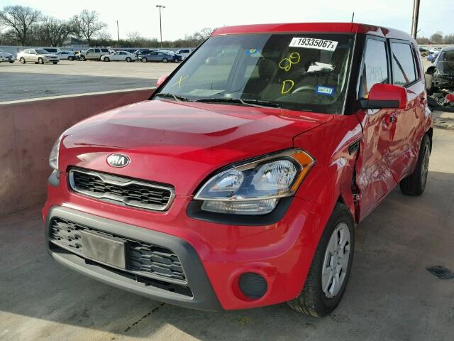 KNDJT2A50D7604467 - 2013 KIA SOUL RED photo 2