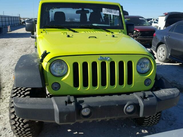 1C4AJWAG0GL323165 - 2016 JEEP WRANGLER S GREEN photo 9