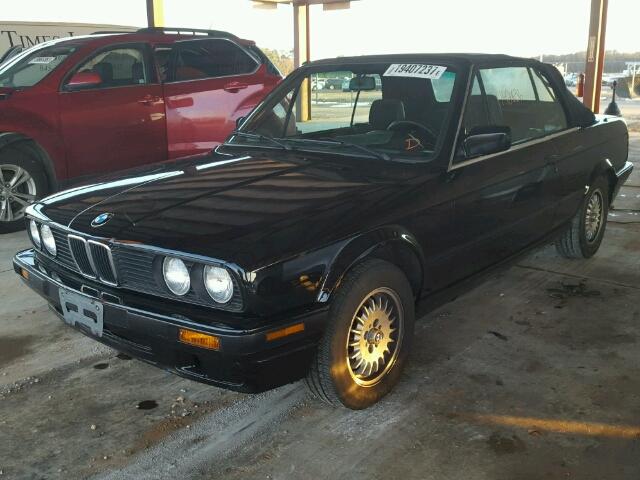 WBABA7312NEJ13894 - 1992 BMW 318 I BLACK photo 2