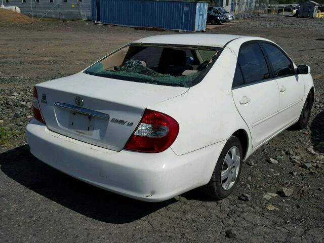 4T1BE32K93U127025 - 2003 TOYOTA CAMRY LE WHITE photo 4