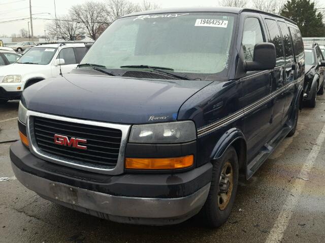 1GDFG15T551260907 - 2005 GMC SAVANA RV BLUE photo 2