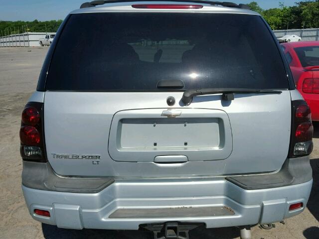 1GNDS13S172214208 - 2007 CHEVROLET TRAILBLAZE SILVER photo 10