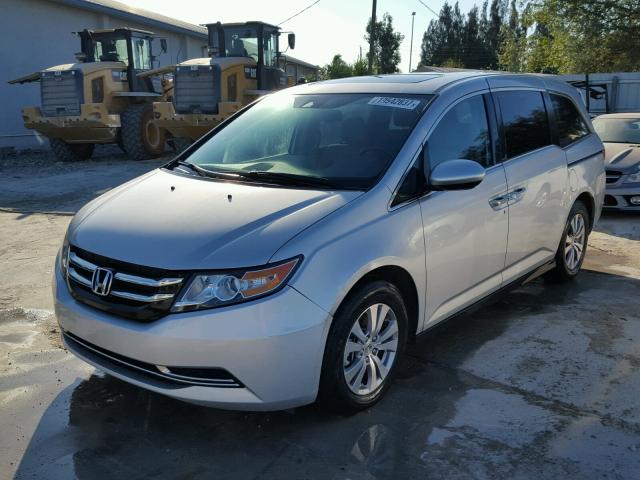 5FNRL5H68EB083139 - 2014 HONDA ODYSSEY SILVER photo 2