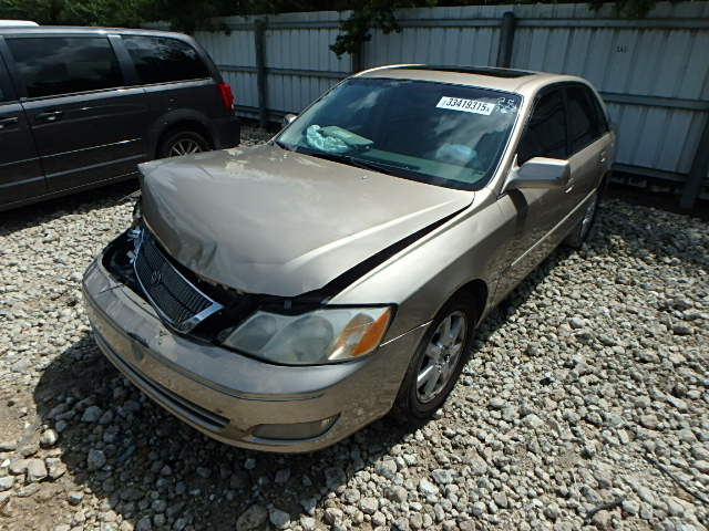 4T1BF28B72U254045 - 2002 TOYOTA AVALON XL GOLD photo 2