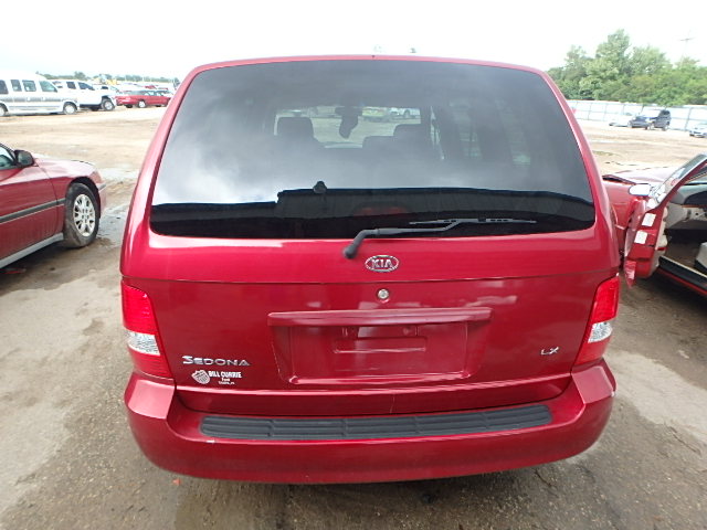 KNDUP131446594554 - 2004 KIA SEDONA EX RED photo 10