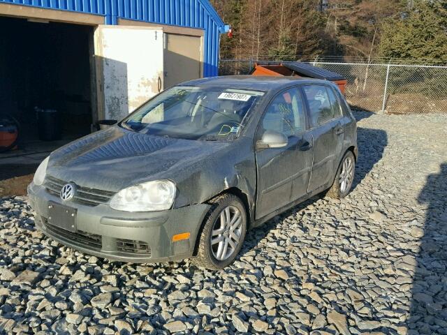 WVWCA71K68W313940 - 2008 VOLKSWAGEN RABBIT GRAY photo 2