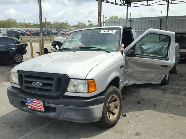 1FTYR10U24PA18806 - 2004 FORD RANGER GRAY photo 2