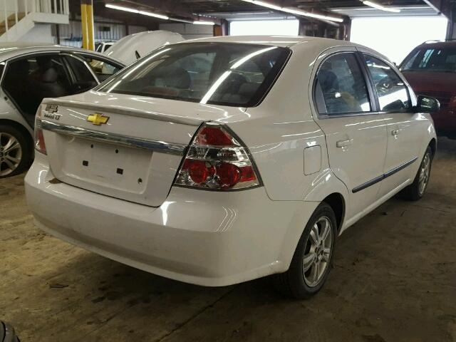 KL1TD5DE9BB135710 - 2011 CHEVROLET AVEO LS WHITE photo 4