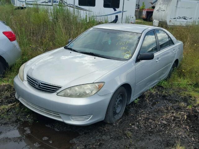 4T1BE32K46U119662 - 2006 TOYOTA CAMRY LE SILVER photo 2