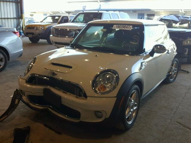 WMWMF73508TV35269 - 2008 MINI COOPER S BEIGE photo 2