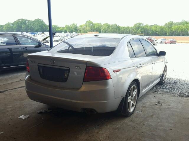 19UUA65516A023748 - 2006 ACURA 3.2TL SILVER photo 4