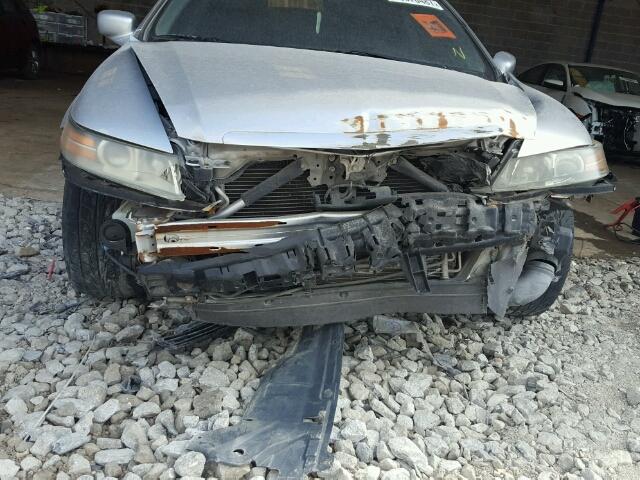 19UUA65516A023748 - 2006 ACURA 3.2TL SILVER photo 9