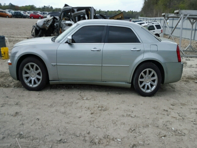 2C3JA63H65H573434 - 2005 CHRYSLER 300C GREEN photo 10