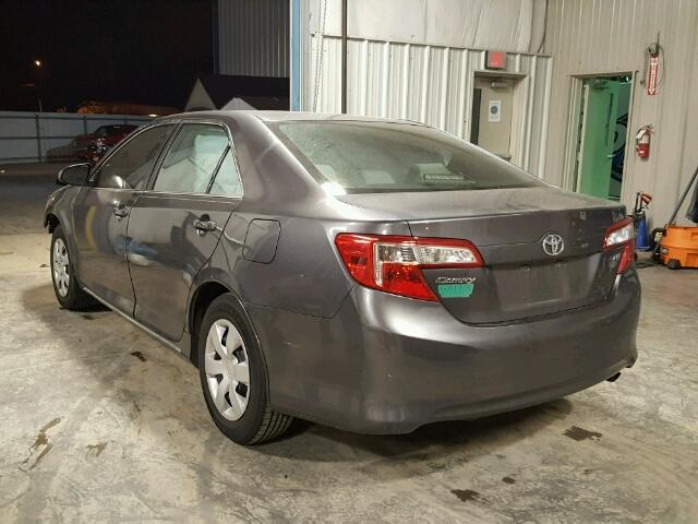 4T4BF1FK1ER343388 - 2014 TOYOTA CAMRY L GRAY photo 3