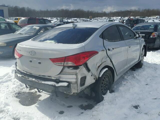 5NPDH4AE4CH069096 - 2012 HYUNDAI ELANTRA GL SILVER photo 4