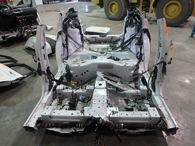 SALVR2BG1DH845585 - 2013 LAND ROVER RANGE ROVE WHITE photo 8