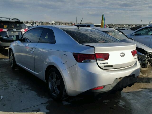 KNAFU6A25A5276466 - 2010 KIA FORTE EX SILVER photo 3