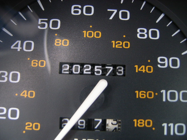 1G8ZH5287VZ119970 - 1997 SATURN SL1 GRAY photo 8