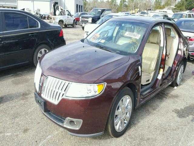 3LNDL2L39CR814240 - 2012 LINCOLN MKZ HYBRID MAROON photo 2