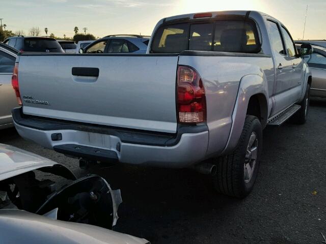 5TEKU72N16Z224871 - 2006 TOYOTA TACOMA DOU SILVER photo 4