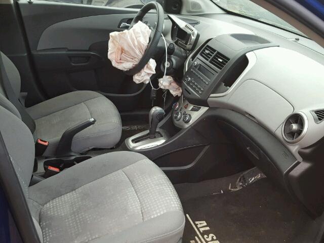 1G1JA5SH4E4172090 - 2014 CHEVROLET SONIC LS 蓝色 照片 5