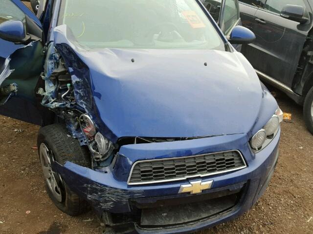 1G1JA5SH4E4172090 - 2014 CHEVROLET SONIC LS 蓝色 照片 7