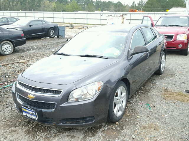 1G1ZB5E10BF236348 - 2011 CHEVROLET MALIBU LS ნაცრისფერი ფოტო 2