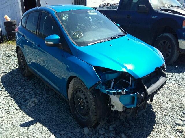 1FADP3K28EL284874 - 2014 FORD FOCUS SE BLUE photo 1