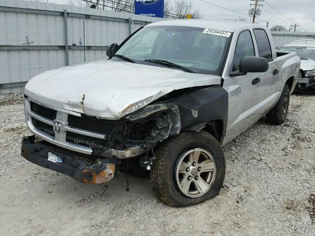 1D7HW38K58S509726 - 2008 DODGE DAKOTA SXT SILVER photo 2