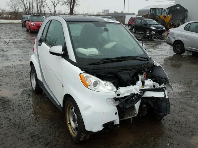 WMEEJ3BA0DK722333 - 2013 SMART FORTWO PUR WHITE photo 1