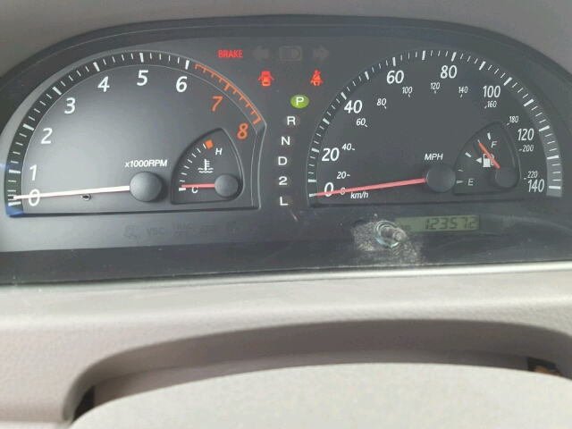 4T1BE32K03U643726 - 2003 TOYOTA CAMRY LE GREEN photo 8