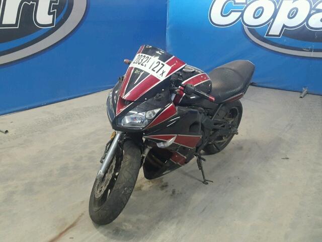 JKAEXEC179DA42610 - 2009 KAWASAKI EX650 C 双色 照片 2