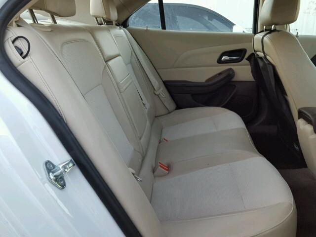 1G11D5RR2DF112012 - 2013 CHEVROLET MALIBU 1LT 白色 照片 6