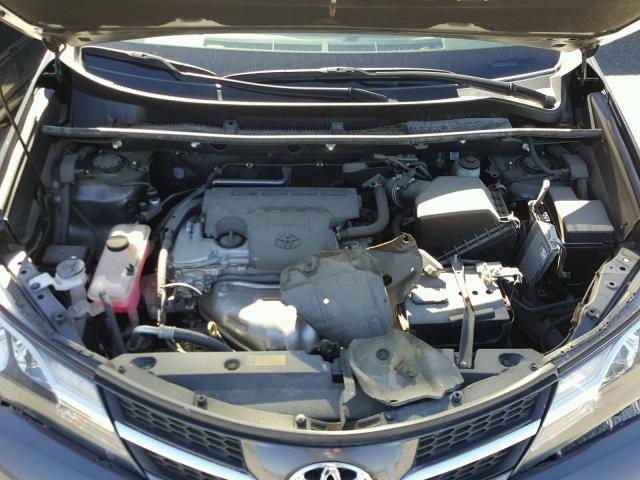 2T3ZFREV6FW152545 - 2015 TOYOTA RAV4 LE GRAY photo 7