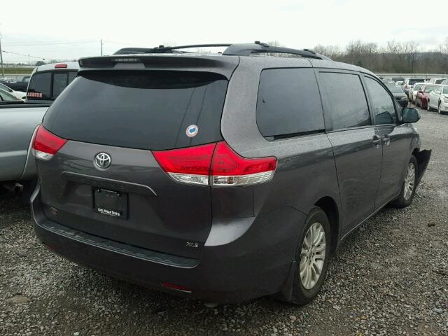 5TDYK3DC1ES424813 - 2014 TOYOTA SIENNA XLE SILVER photo 4