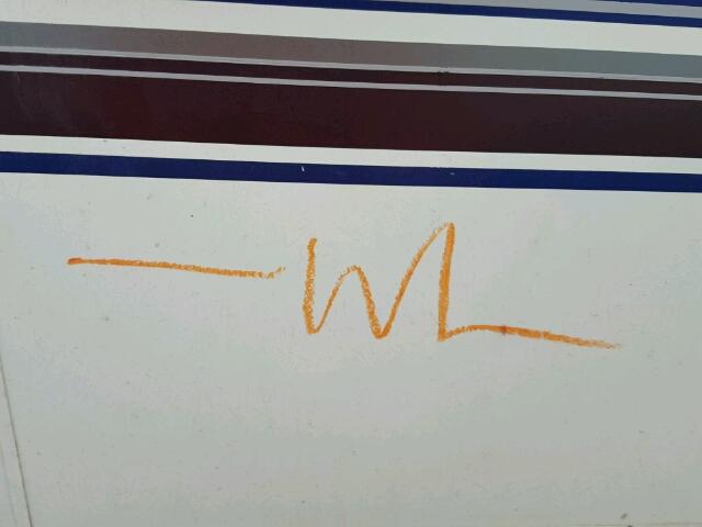 4YDF285207305471 - 2002 KEYSTONE HORNET WHITE photo 10