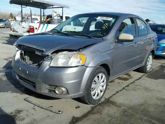 KL1TG5DE4BB227640 - 2011 CHEVROLET AVEO GRAY photo 2