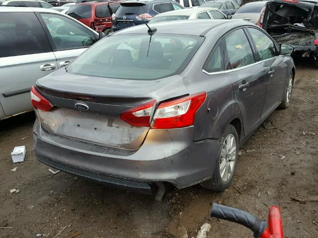 1FAHP3H23CL224121 - 2012 FORD FOCUS SEL SILVER photo 4