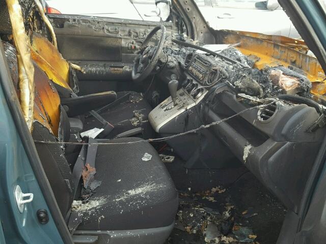 JTLKE50EX81040695 - 2008 TOYOTA SCION XB BLUE photo 5