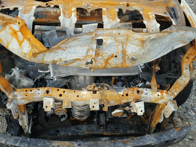 JTLKE50EX81040695 - 2008 TOYOTA SCION XB BLUE photo 7