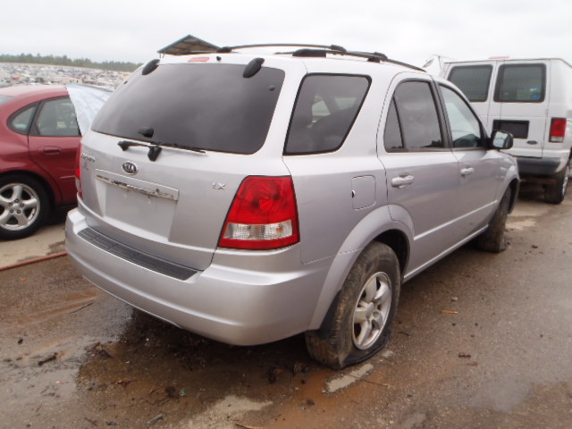 KNDJD733465640540 - 2006 KIA SORENTO EX SILVER photo 4